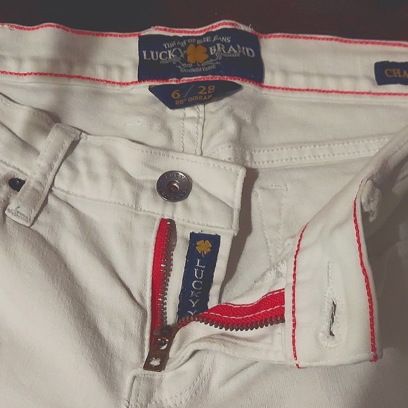 Lucky Brand Denim - LUCKY BRAND JEANS!! SUPER CUTE!! White denim.. gorgeous jeans!! No flaws!!